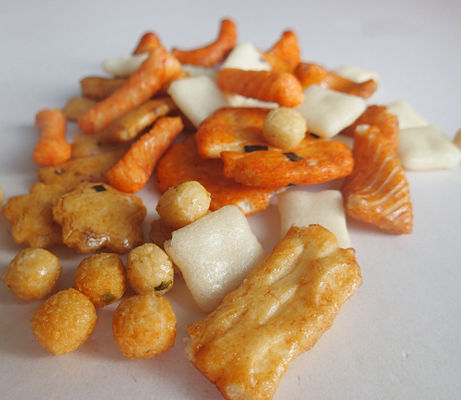 comprar Biscoitos chineses Richy Mixed Rice Cracker do arroz de Good Tasty Snacks do fabricante do petisco online manufacture