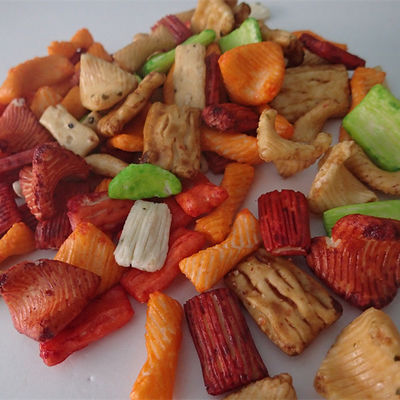 comprar Petiscos orientais de alta temperatura do arroz dos petiscos gourmet do biscoito do arroz online manufacture