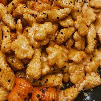 Bom preço Biscoitos japoneses deliciosos originais de Fried Crackers Baked Japanese Snacks on-line