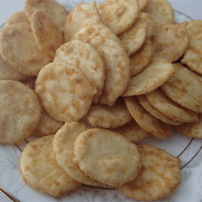 Bom preço Dos biscoitos múltiplos dos sabores do petisco da grão o petisco torrado das cookies cozeu biscoitos do arroz do milho on-line
