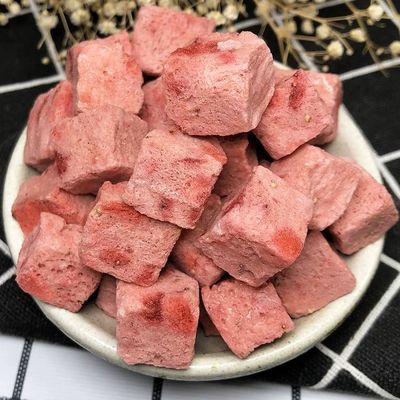 Bom preço Yogurtes congelados crocantes picadas sem glúten sabor de bagas misturadas 40g para guloseimas em movimento on-line