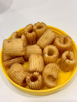 Bom preço Biscoitos de Arroz Certificados Brinquedos crocantes Baixo teor calórico mordidas crocantes on-line